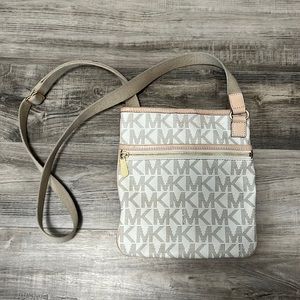 Michael Kors Crossbody Bag